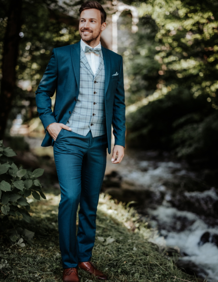 072-steinecker-editorial-0003