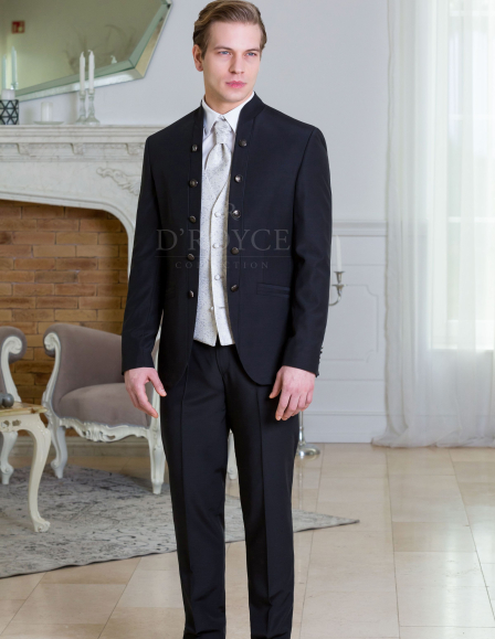 Fekete állógalléros öltöny díszgombolással